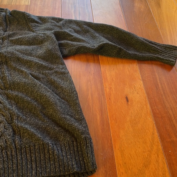 DENIM & CO CHARCOAL SWEATER - Picture 6 of 11